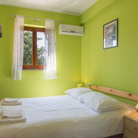 Bed And Breakfast Rogocana Labin  Esterno foto