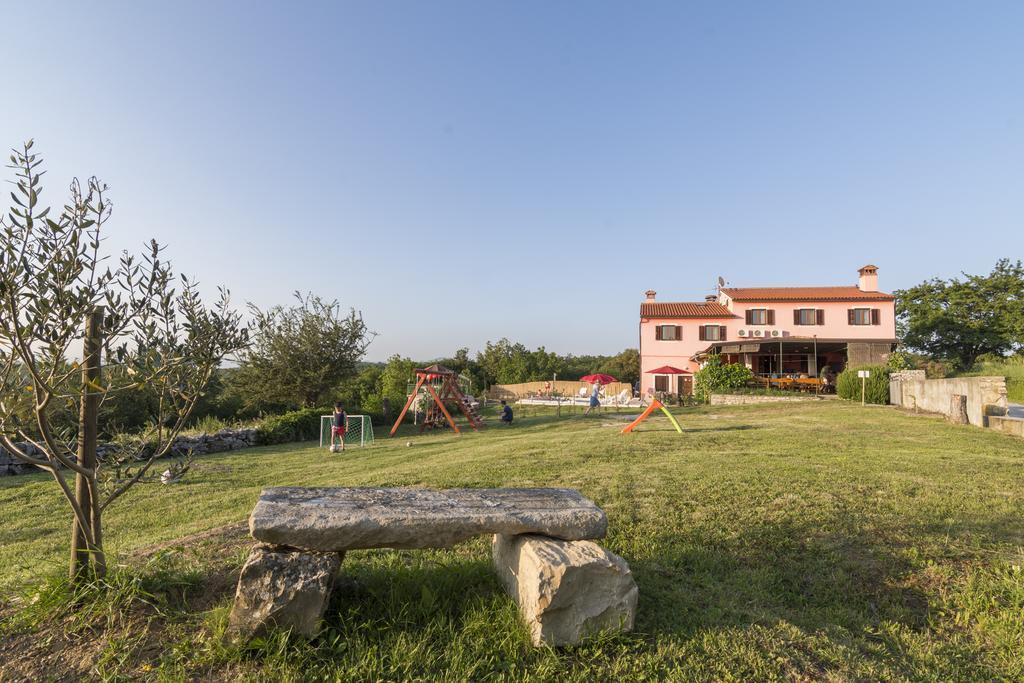 Bed And Breakfast Rogocana Labin  Esterno foto