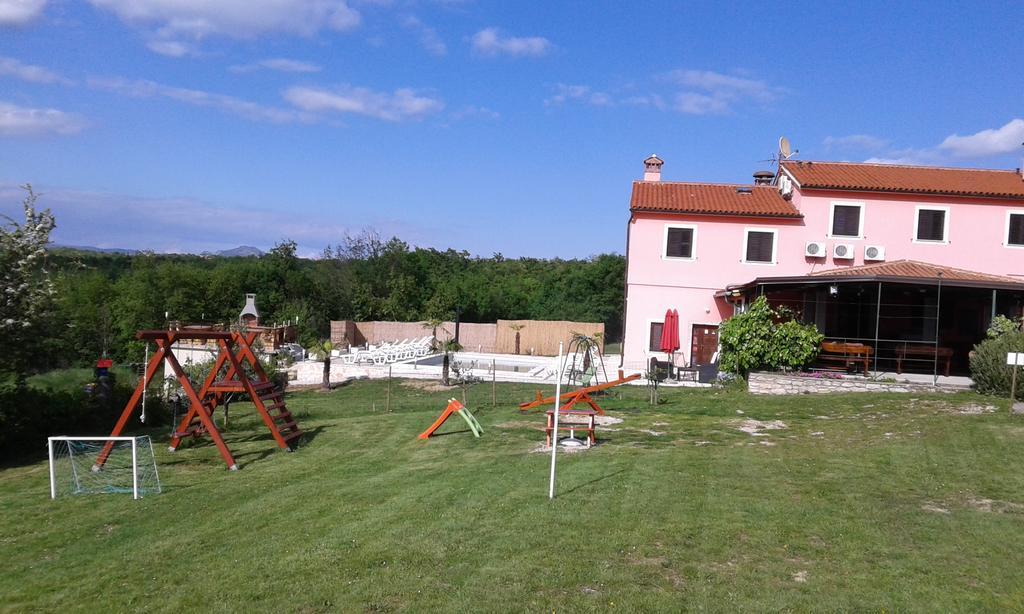 Bed And Breakfast Rogocana Labin  Esterno foto