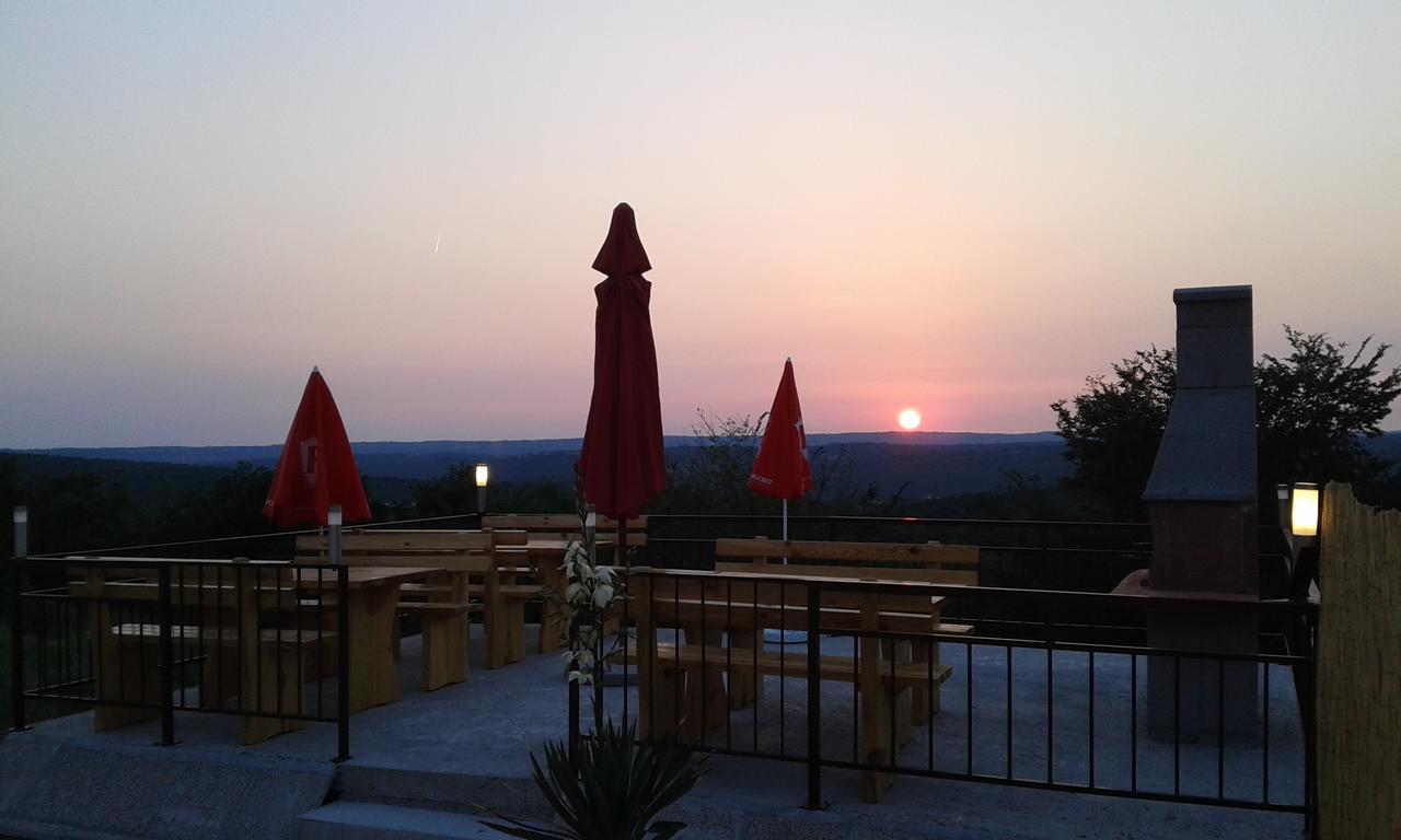 Bed And Breakfast Rogocana Labin  Esterno foto